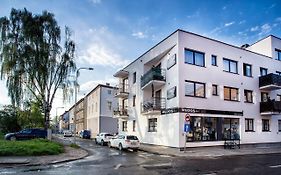 W&K Apartments - Blue Suite - Faktura Vat, Parking